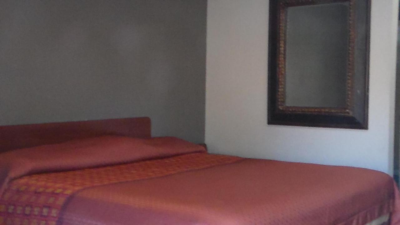 Laurel Inn Оакланд Экстерьер фото